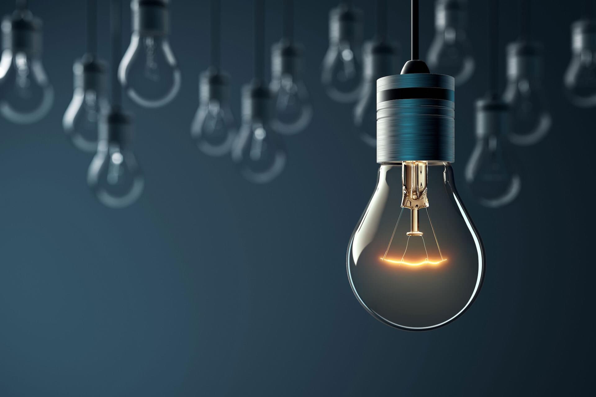 104 Glowing hanging light bulb web